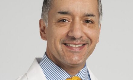 Pulmonologist and Critical Care Specialist Sanjiv Tewari, MD, Joins Cleveland Clinic Indian River Hospital