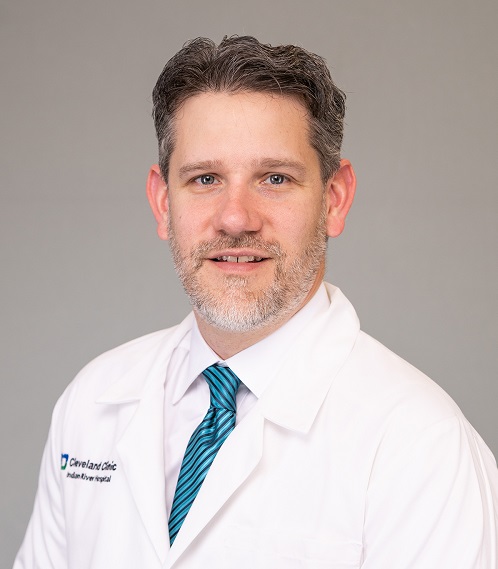 Thoracic and Cardiovascular Surgeon Luis Daniel Velazco Dávila, MD, Joins Cleveland Clinic Indian River Hospital