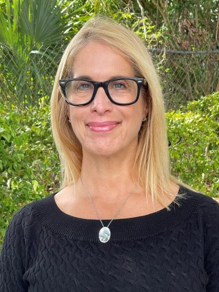 Lori Rolat Named New Director of Community Relations for Sunscape Senior Living