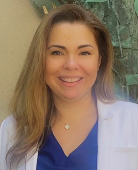 Nurse Profile – Memorial Regional Hospital – Fabiana Peixoto, RN, BSN