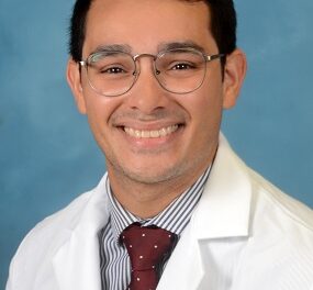 Endocrinologist Sebastián Pérez-Martínez, M.D. Joins Holy Cross Health