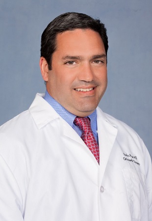 Salute to Doctors – Orthopedic & Spine Institute, Palm Beach Health Network Physician Group, Delray Medical Center – Pedro A. Piza, MD