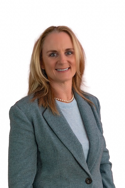 Dr. Shannon Fox-Levine Receives 2024 Heroes in Medicine Award from PBC Medical Society