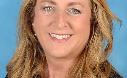 Holy Cross Health’s Catherine Yardley Comprehensive Pulmonary Center Helps Patients Breathe Easier with New State-of-the-Art High Altitude Simulation Test By Helen Visco, BSRT, RRT-NPS, CPFT