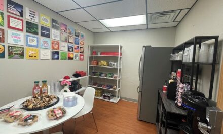 Delray Medical Center Unveils New Kosher Hospitality Room