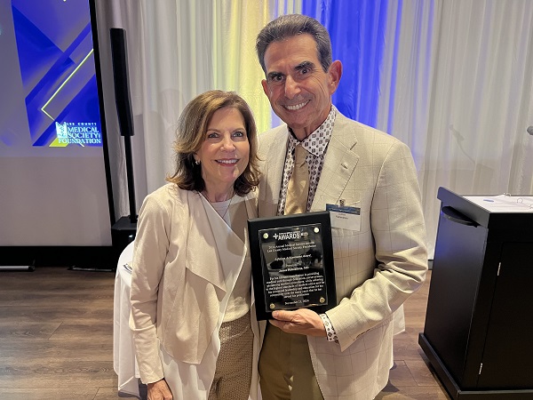 Dr. James Rubenstein wins Lifetime Achievement Award from Lee County Medical Society