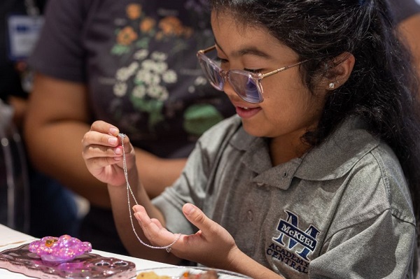 Muma Children’s Hospital at TGH and Kendra Scott Jewelry Raise Funds for Pediatric Patients