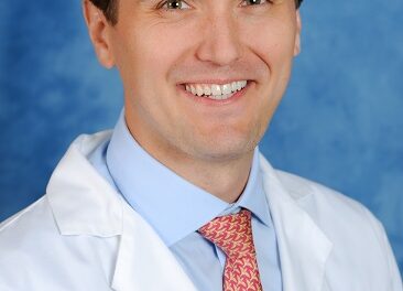 Q&A with Dr. Thomas Utset-Ward, Pediatric Orthopedic Oncologists at Nicklaus Children’s