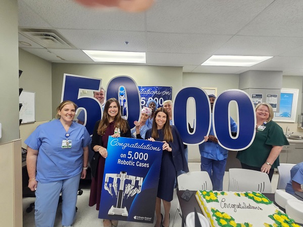 Wellington Regional Medical Center Celebrates Milestone of 5,000 Robotic Surgical Cases
