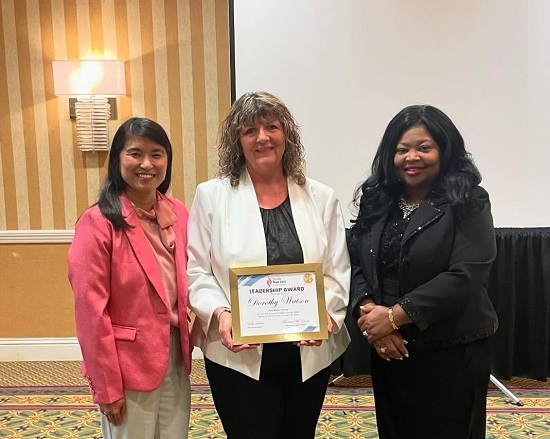 HCA Florida Raulerson Hospital Celebrates Chief Nursing Officer Dorothy Watson for Regional Leadership Award