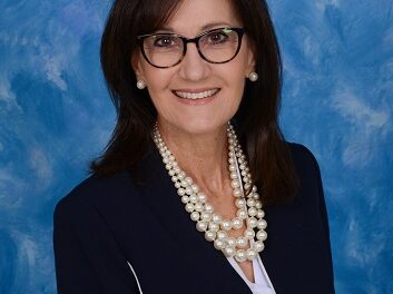 Profiles in Leadership – Joe DiMaggio Children’s Hospital – Jineal Shinn, MSN, RN, NEA-BC, Chief Nursing Officer