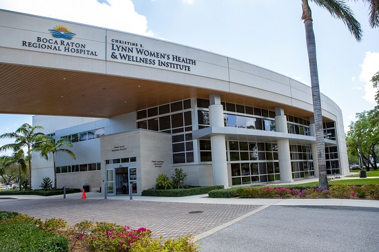 Early Detection, Innovative Technologies Help Breast Cancer Patients Move Forward at Lynn Women’s Health & Wellness Institute