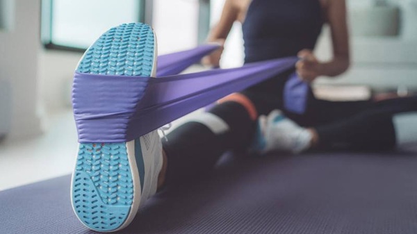 Aging-related weight gain in women: It may start earlier in life than you think