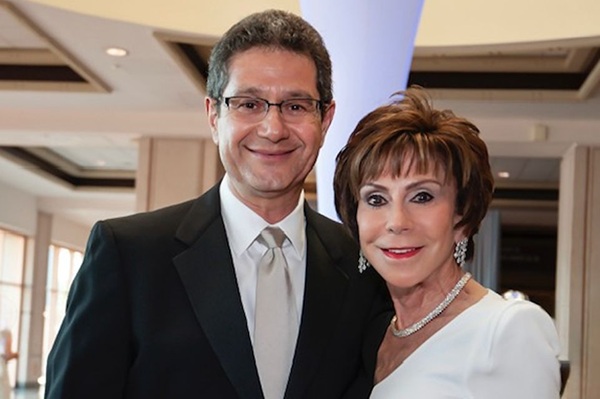 Genshaft, Greenbaum Gift Names Taneja Tower Operating Suite at Tampa General Hospital