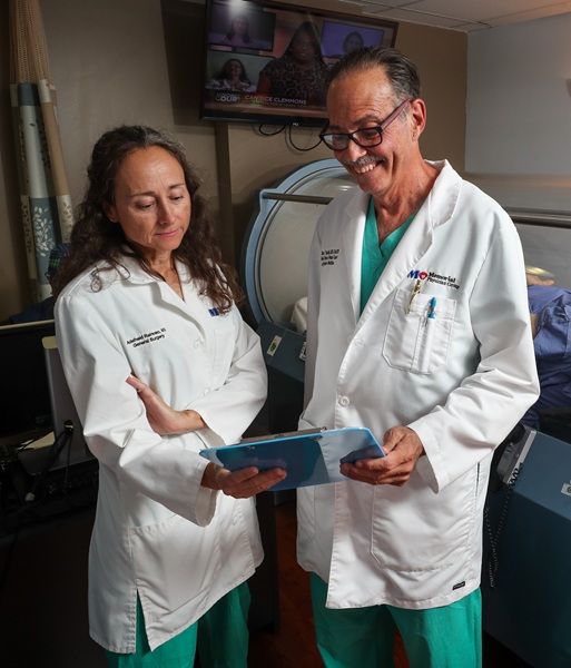 HYPERBARIC CHAMBERS SPEED WOUND HEALING AT MEMORIAL HOSPITAL PEMBROKE