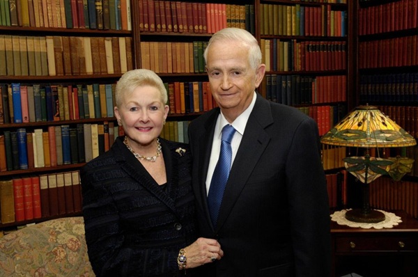 Marriott foundations give $100 million to Mayo Clinic for healthcare transformation