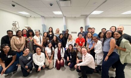 BROWARD HEALTH GME’S DESK TO DOCS MENTORSHIP  PROGRAM PAIRS DOCTORS AND HIGH SCHOOL STUDENTS