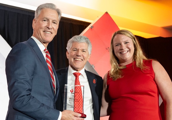 Mark Tarr honored by American Heart Association for advancing stroke recovery and women’s heart health