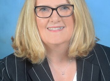 Leadership Profiles – Holy Cross Medical Group – Teresa Deasy, RN, BSN, MS